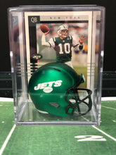 Load image into Gallery viewer, NEW Green New York Jets mini helmet shadowbox w/ player card - Super Fan Cave